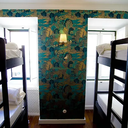 Oasis Backpackers' Cowork & Coliving Hostal