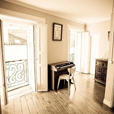 Oasis Backpackers' Cowork & Coliving אכסניה ליסבון