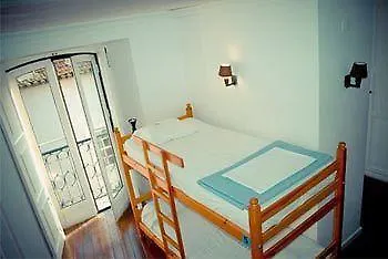 Oasis Backpackers' Cowork & Coliving אכסניה ליסבון