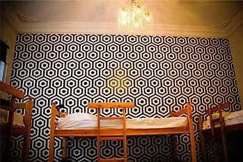 Oasis Backpackers' Cowork & Coliving אכסניה *