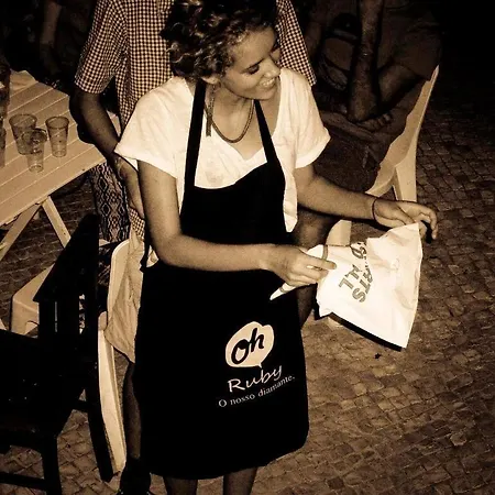 Хостел Oasis Backpackers' Cowork & Coliving *