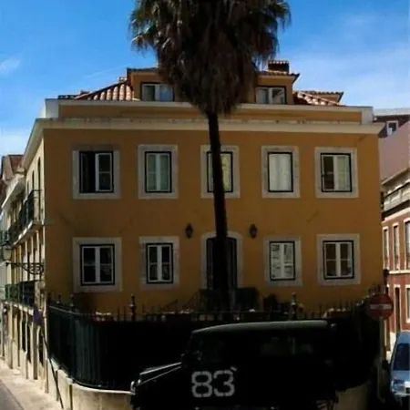 Oasis Backpackers' Cowork & Coliving Lisbona