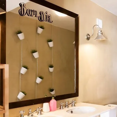 Oasis Backpackers' Cowork & Coliving Ostello