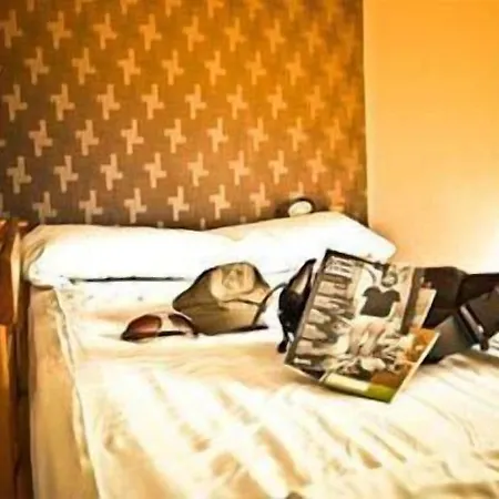 Oasis Backpackers' Cowork & Coliving Hostel