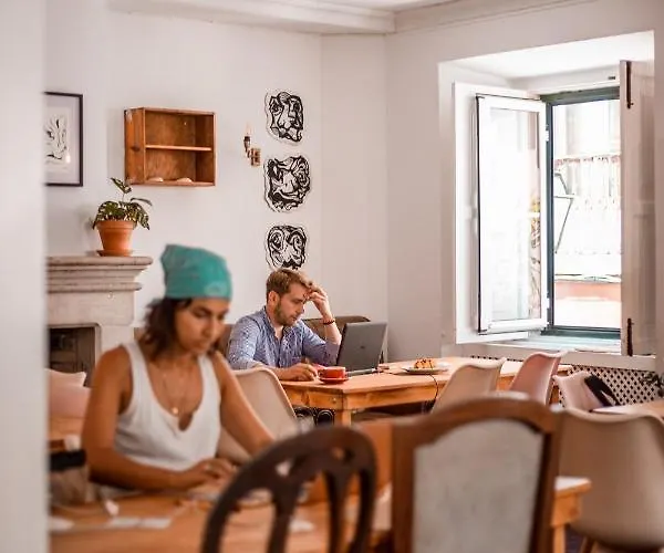 Hostel Oasis Backpackers' Cowork&coliving