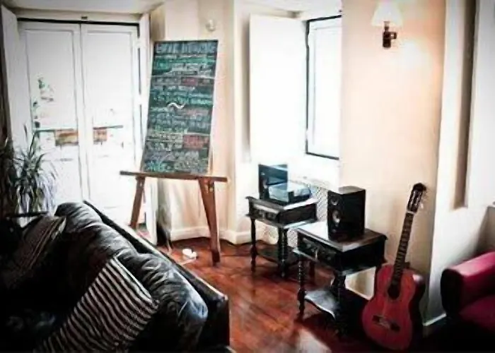 Oasis Backpackers' Cowork&coliving